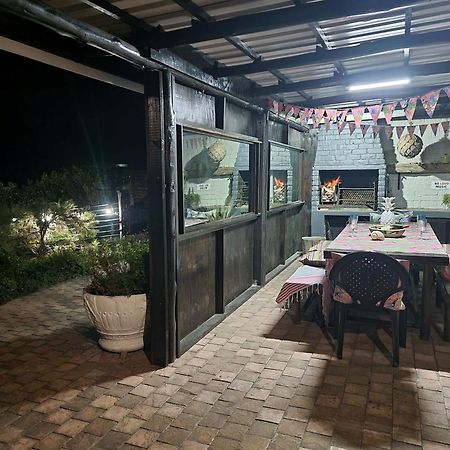 Paradise Self-Catering Units Jeffreys Bay Exteriör bild